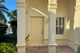 815 Vista Meadows Dr, Weston, FL 33327 - Photo 2