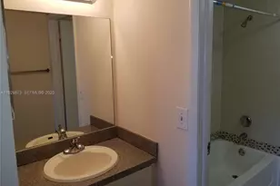 9911 Nob Hill Pl, Sunrise, FL 33351 - Photo 10