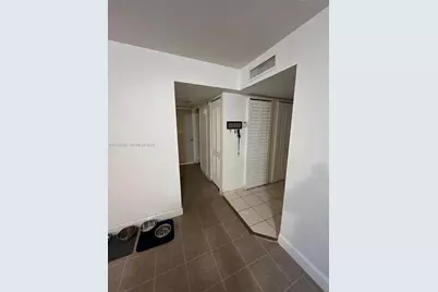 18111 NW 68th Ave #H102, Hialeah, FL 33015 - Photo 6