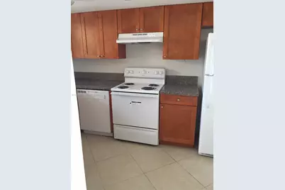 9375 Fontainebleau Blvd #L423, Miami, FL 33172 - Photo 1
