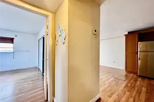 424 SW 7th St, Miami, FL 33130 - Photo 6