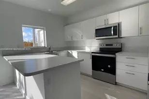 1221 NW 4th Ln, Florida City, FL 33034 - Photo 2