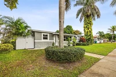 401 NW 183rd St, Miami Gardens, FL 33169 - Photo 2
