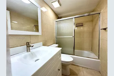 250 NW 107th Ave #202, Miami, FL 33172 - Photo 10