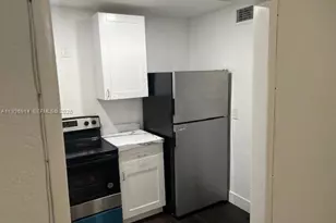 248 NW 69th St, Miami, FL 33150 - Photo 4