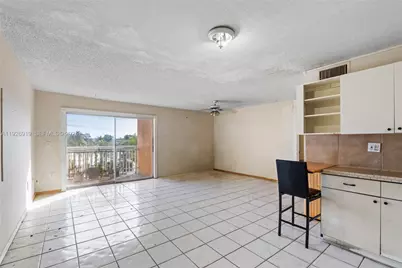 17051 NE 35th Ave #301, North Miami Beach, FL 33160 - Photo 6