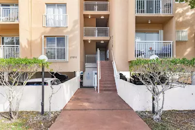 17051 NE 35th Ave #301, North Miami Beach, FL 33160 - Photo 2
