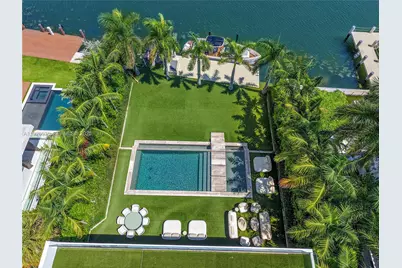 5501 Pine Tree Dr, Miami Beach, FL 33140 - Photo 4