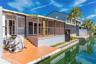 6460 Milk Wagon Ln, Miami Lakes, FL 33014 - Photo 18