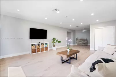 10650 NE 11th Ct, Miami Shores, FL 33138 - Photo 6