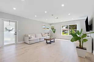 10650 NE 11th Ct, Miami Shores, FL 33138 - Photo 4