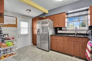 2410 Flamingo Dr, Miramar, FL 33023 - Photo 18