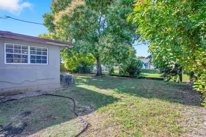 2410 Flamingo Dr, Miramar, FL 33023 - Photo 28