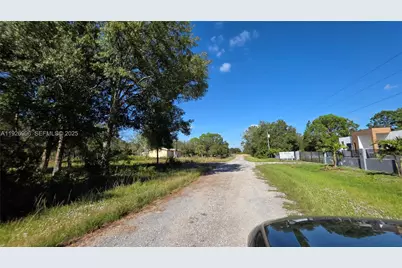 340 N Jinete St, Clewiston, FL 33440 - Photo 20