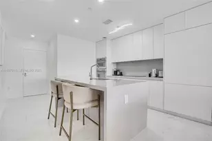 700 NE 24th St, Miami, FL 33137 - Photo 12