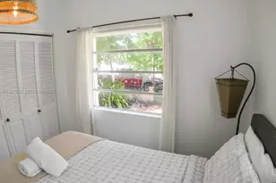 1872 SW 9th St, Miami, FL 33135 - Photo 30