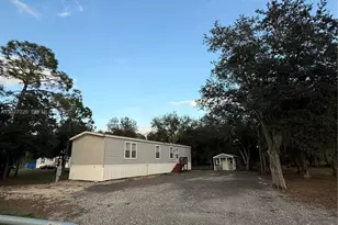 455 S Coral, Clewiston, FL 33440 - Photo 2