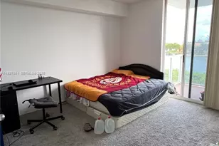 5077 NW 7th St, Miami, FL 33126 - Photo 6