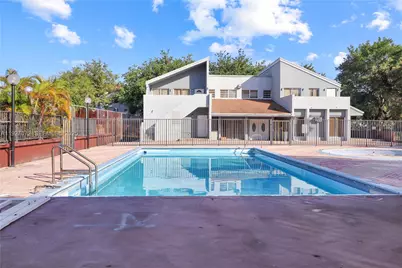 6195 W 18th Ave #G101, Hialeah, FL 33012 - Photo 24