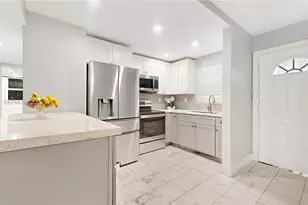 6195 W 18th Ave, Hialeah, FL 33012 - Photo 6