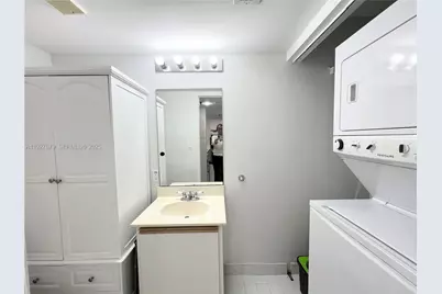 540 Brickell Key Dr #214, Miami, FL 33131 - Photo 8