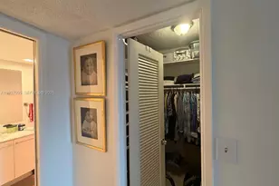 2801 N Palm Aire Dr, Pompano Beach, FL 33069 - Photo 12