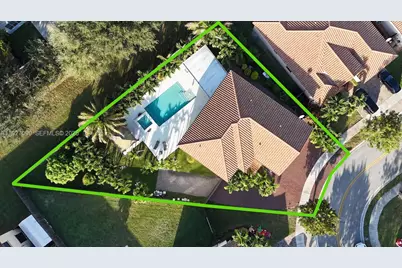 3461 SE 1st St, Homestead, FL 33033 - Photo 4