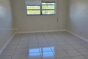 501 Blue Heron Dr, Hallandale Beach, FL 33009 - Photo 8