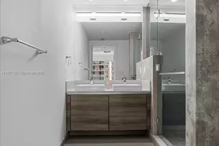 1080 Brickell Ave, Miami, FL 33131 - Photo 18