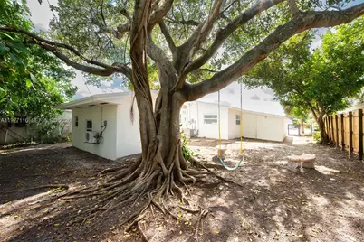 3017 NW 2nd St, Pompano Beach, FL 33069 - Photo 30