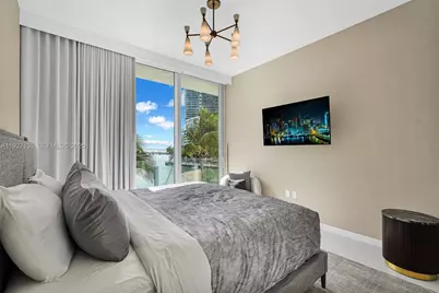 300 Biscayne Blvd Way #301E, Miami, FL 33131 - Photo 42