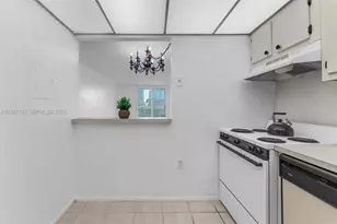 16851 NE 23rd Ave, North Miami Beach, FL 33160 - Photo 10