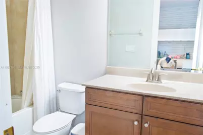 8800 NW 98th Ct, Doral, FL 33178 - Photo 32