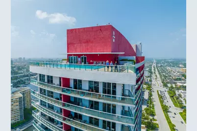 2602 E Hallandale Beach Blvd #R708, Hallandale Beach, FL 33009 - Photo 26