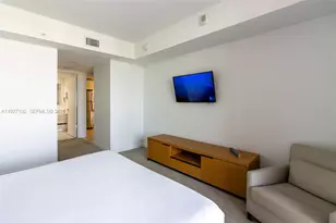 2602 E Hallandale Beach Blvd, Hallandale Beach, FL 33009 - Photo 16