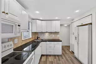 3100 Riverside Dr, Coral Springs, FL 33065 - Photo 4