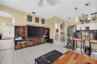 9002 SW 214th Ln, Cutler Bay, FL 33189 - Photo 12