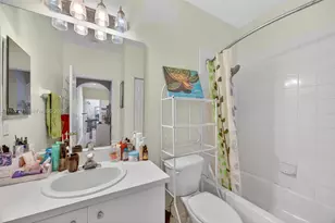 9002 SW 214th Ln, Cutler Bay, FL 33189 - Photo 32