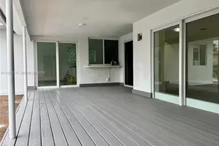 16453 NE 33rd Ave, North Miami Beach, FL 33160 - Photo 18