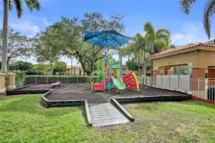 4909 Schooner Dr, Fort Lauderdale, FL 33312 - Photo 48