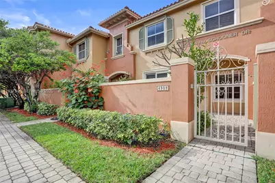 4909 Schooner Drive, Fort Lauderdale, FL 33312 - Photo 2