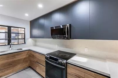 407 Minorca Ave, Coral Gables, FL 33134 - Photo 6