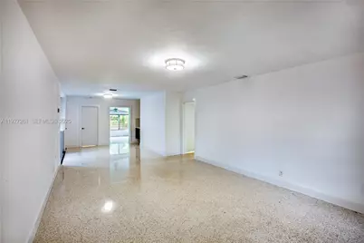 407 Minorca Ave, Coral Gables, FL 33134 - Photo 2