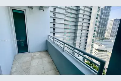 888 Biscayne Blvd #2412, Miami, FL 33132 - Photo 2