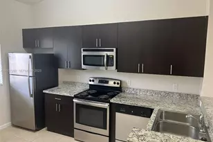 3427 W 80th St, Hialeah, FL 33018 - Photo 4