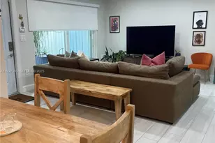 6840 SW 45th Ln, Miami, FL 33155 - Photo 4