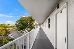 116 Royal Pk Dr, Oakland Park, FL 33309 - Photo 4