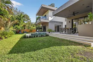 1008 NE 114th St, Biscayne Park, FL 33161 - Photo 52