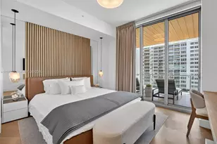 5775 Collins Ave, Miami Beach, FL 33140 - Photo 18