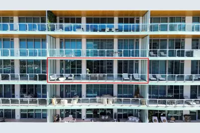 5775 Collins Ave #605, Miami Beach, FL 33140 - Photo 2